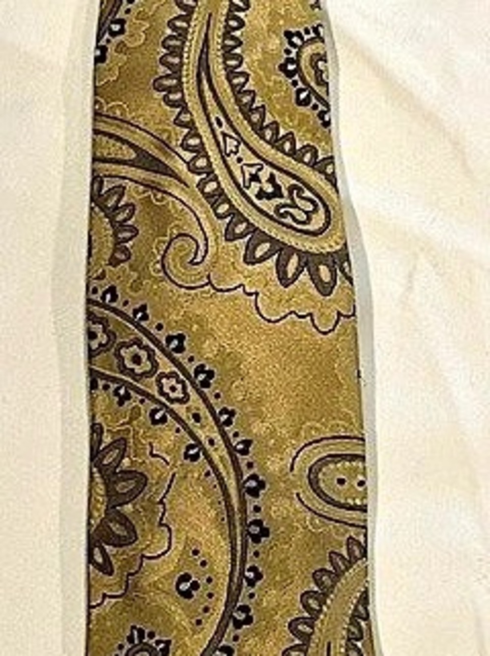 John Sparks Paisley Tie in Brown & Gold